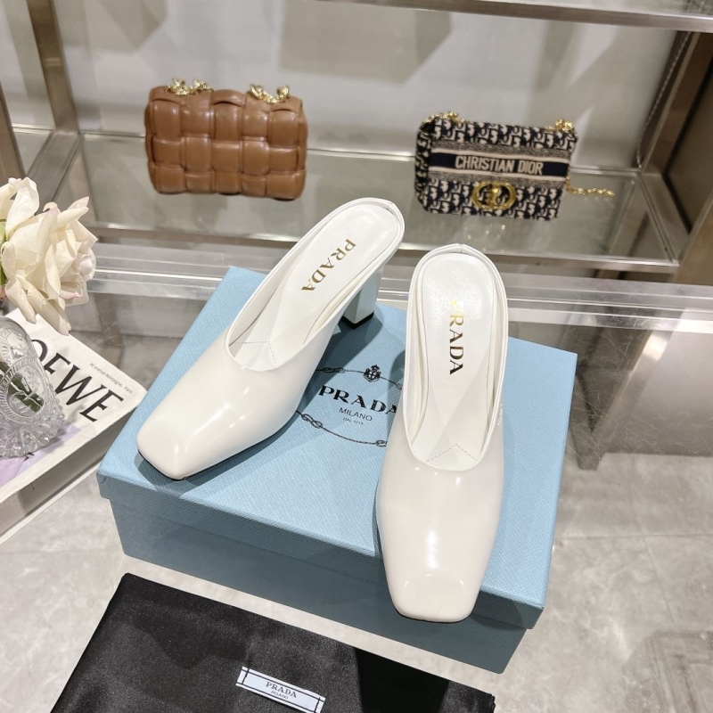 Pra*a sandals